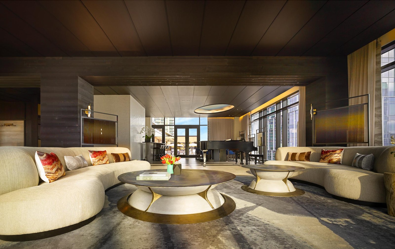 Nobu Hotel Atlanta, vibe