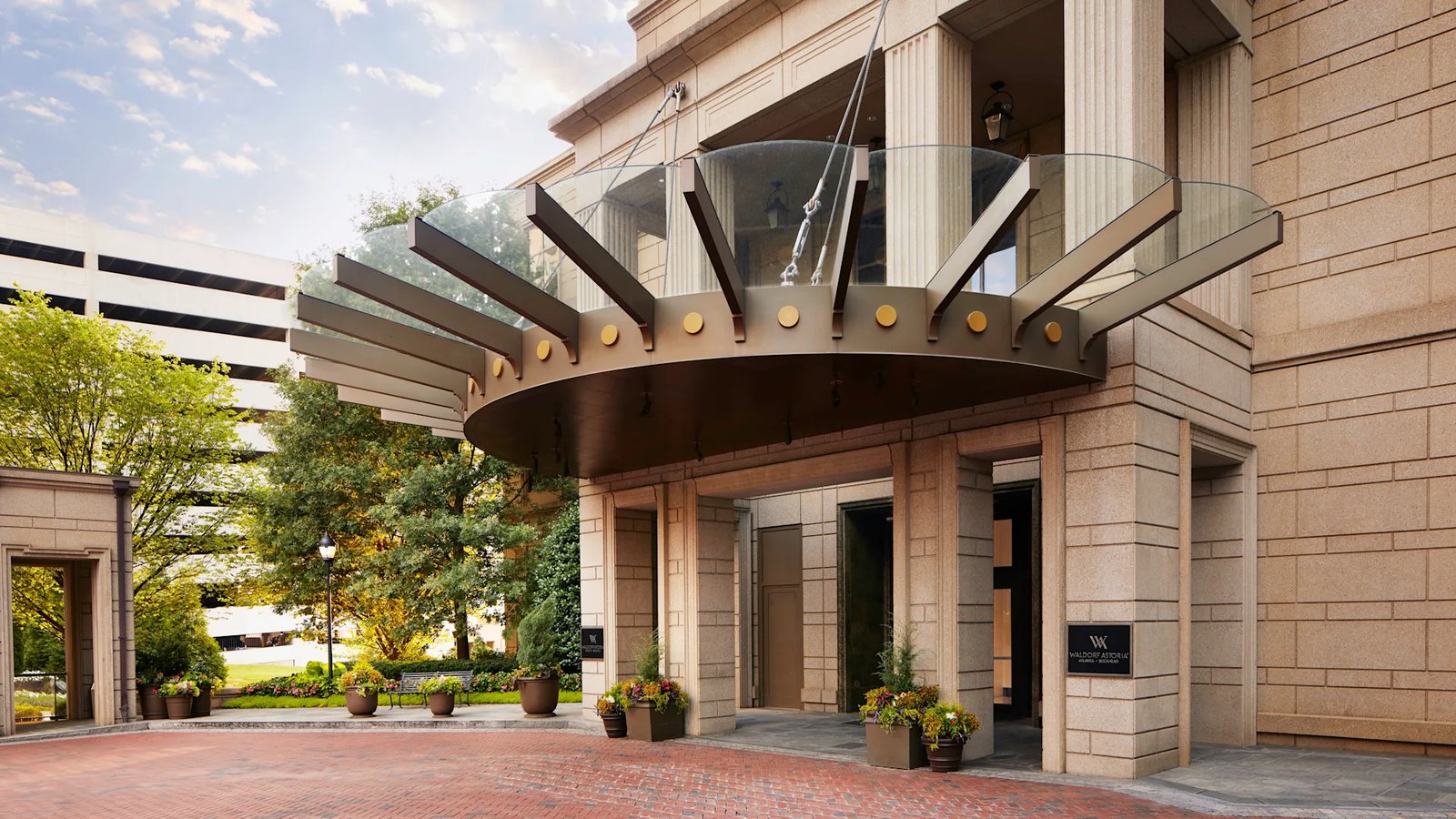 Waldorf Astoria Atlanta Buckhead, backstory