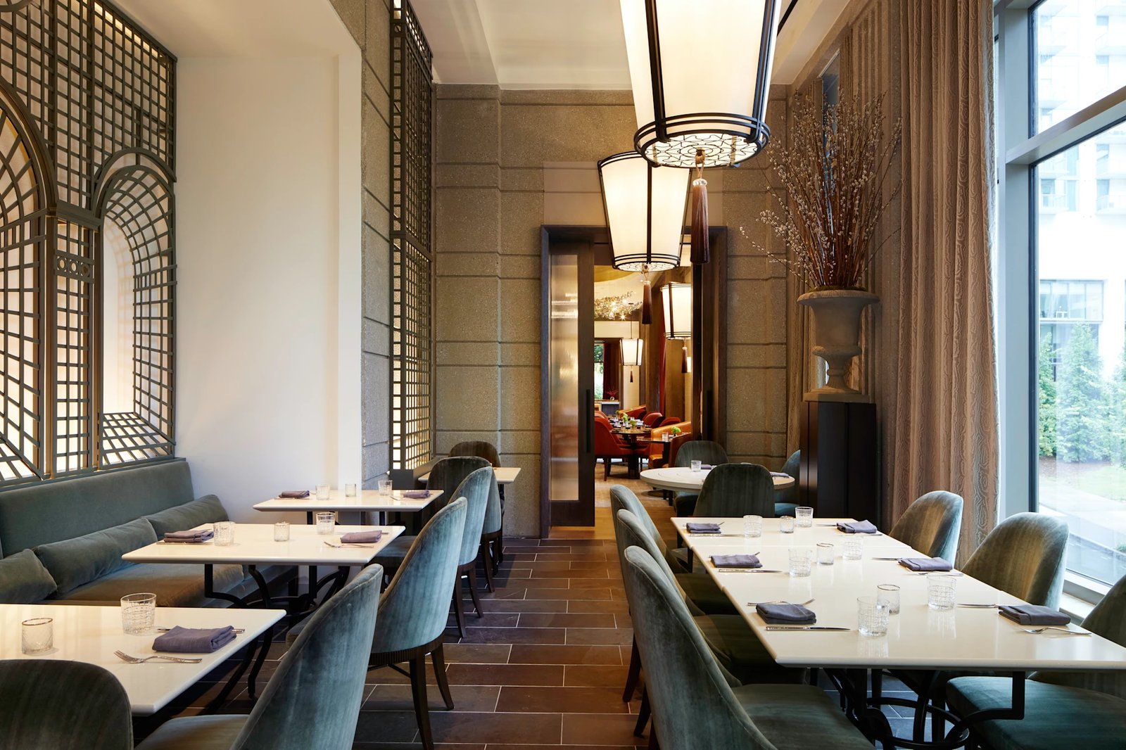 Waldorf Astoria Atlanta Buckhead, eat & drink
