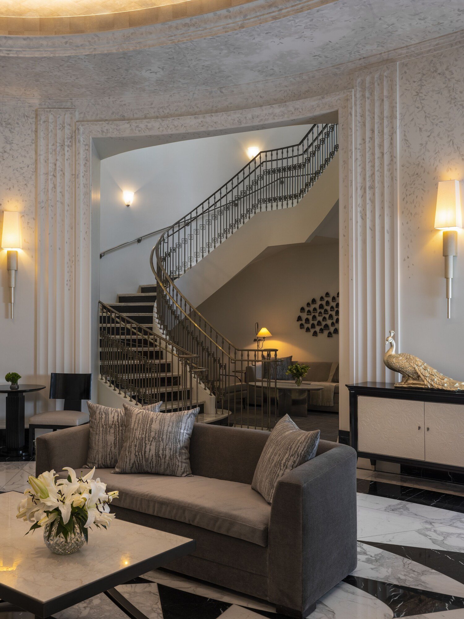 Waldorf Astoria Atlanta Buckhead, vibe