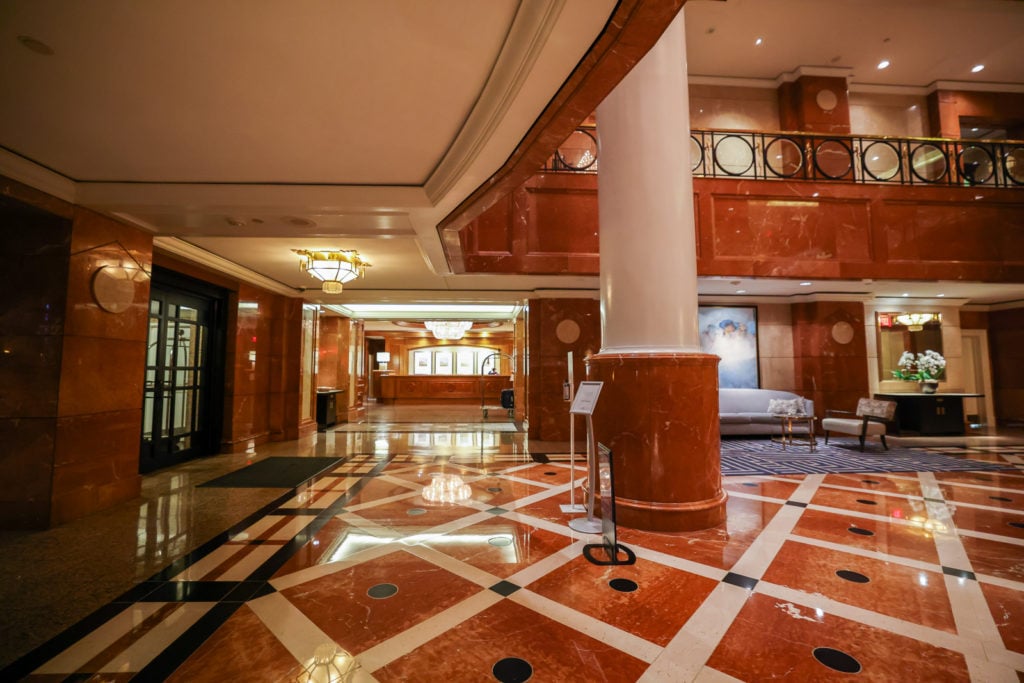 Four Seasons Hotel Atlanta, vibe