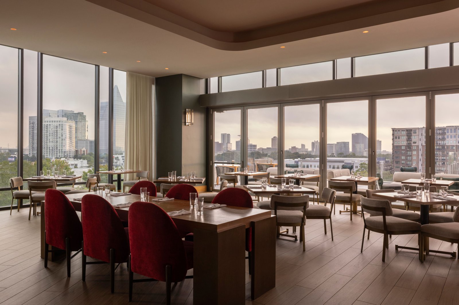 The Tess, Autograph Collection, eat & drink