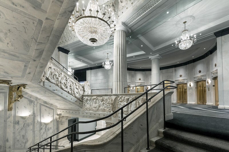 The Candler Hotel Atlanta, Curio Collection by Hilton, vibe