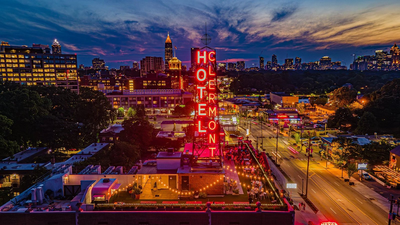 Hotel Clermont Atlanta, at the table