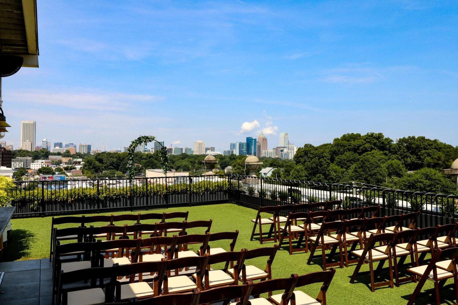 Hotel Clermont Atlanta, by Oliver, vibe