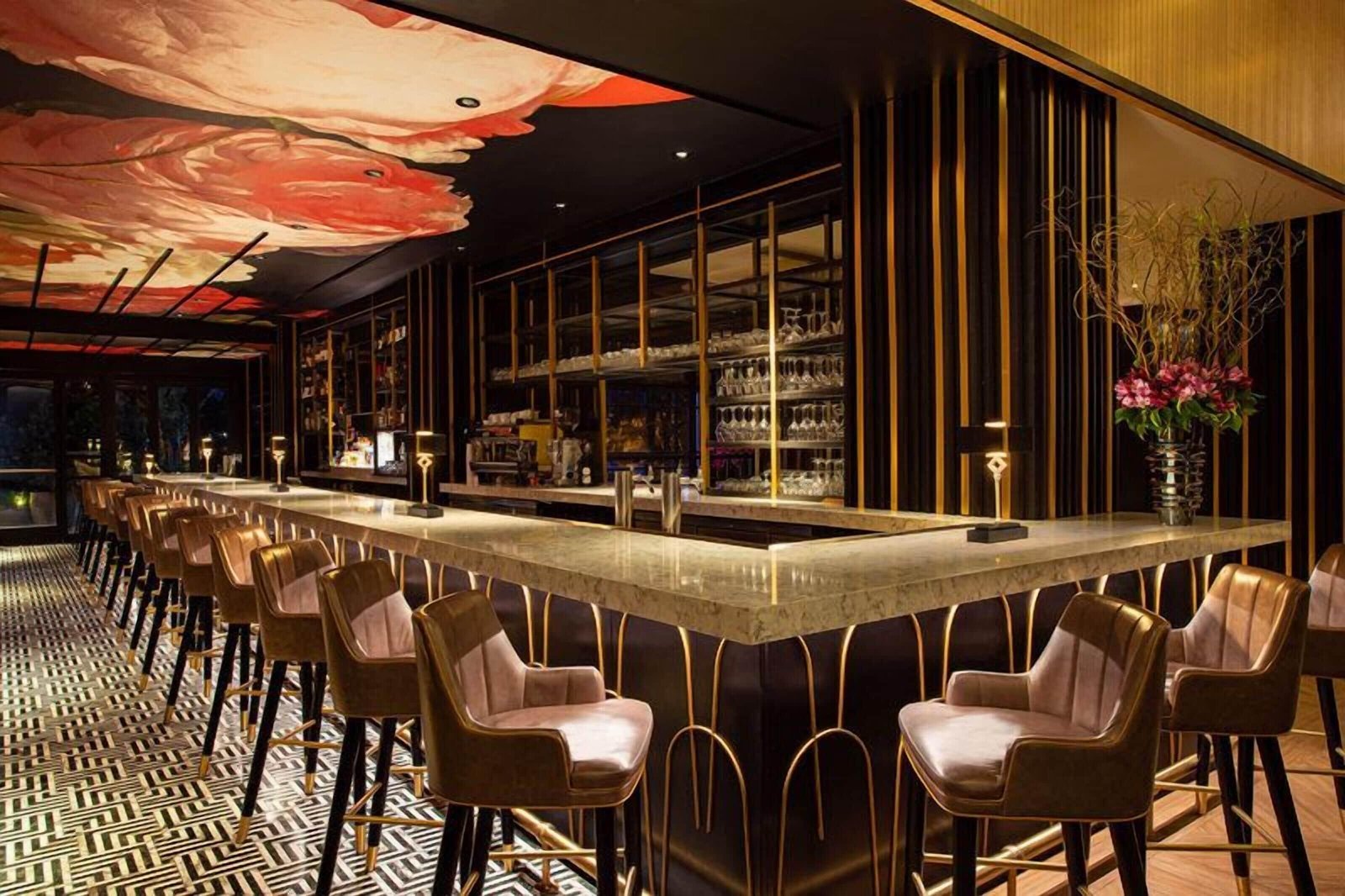The Starling Atlanta Midtown, Curio Collection by Hilton, eat & drink