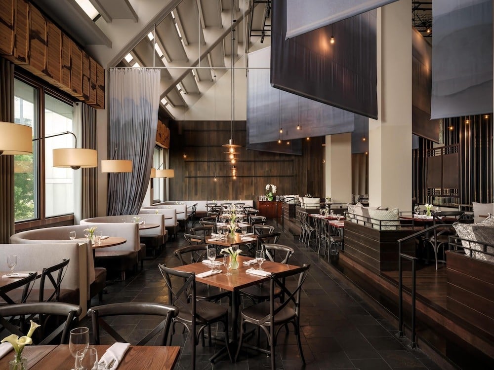 The Starling Atlanta Midtown, Curio Collection by Hilton, eat & drink