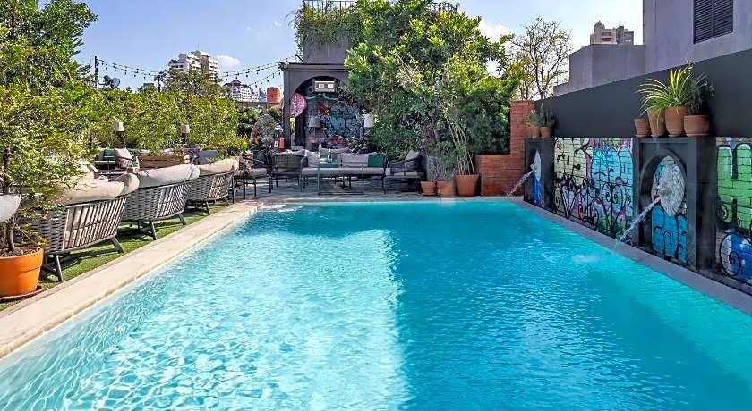 The Quartier Hotel, the pool