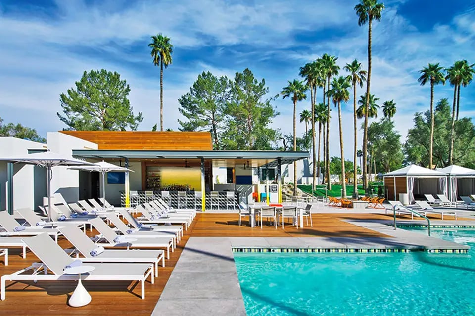 Andaz Scottsdale Resort & Bungalows, at the table
