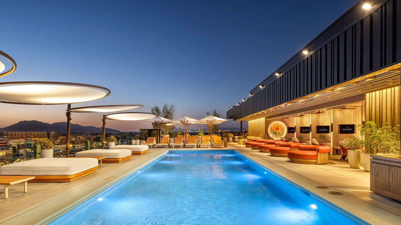 The REMI Scottsdale, the pool