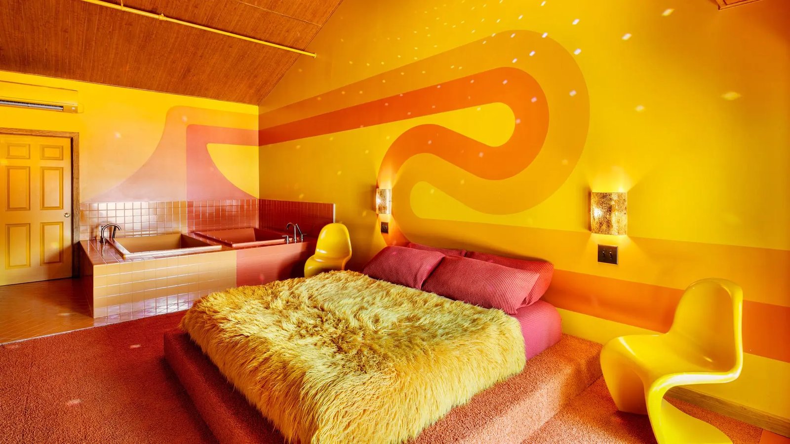 The Dive Motel, rooms