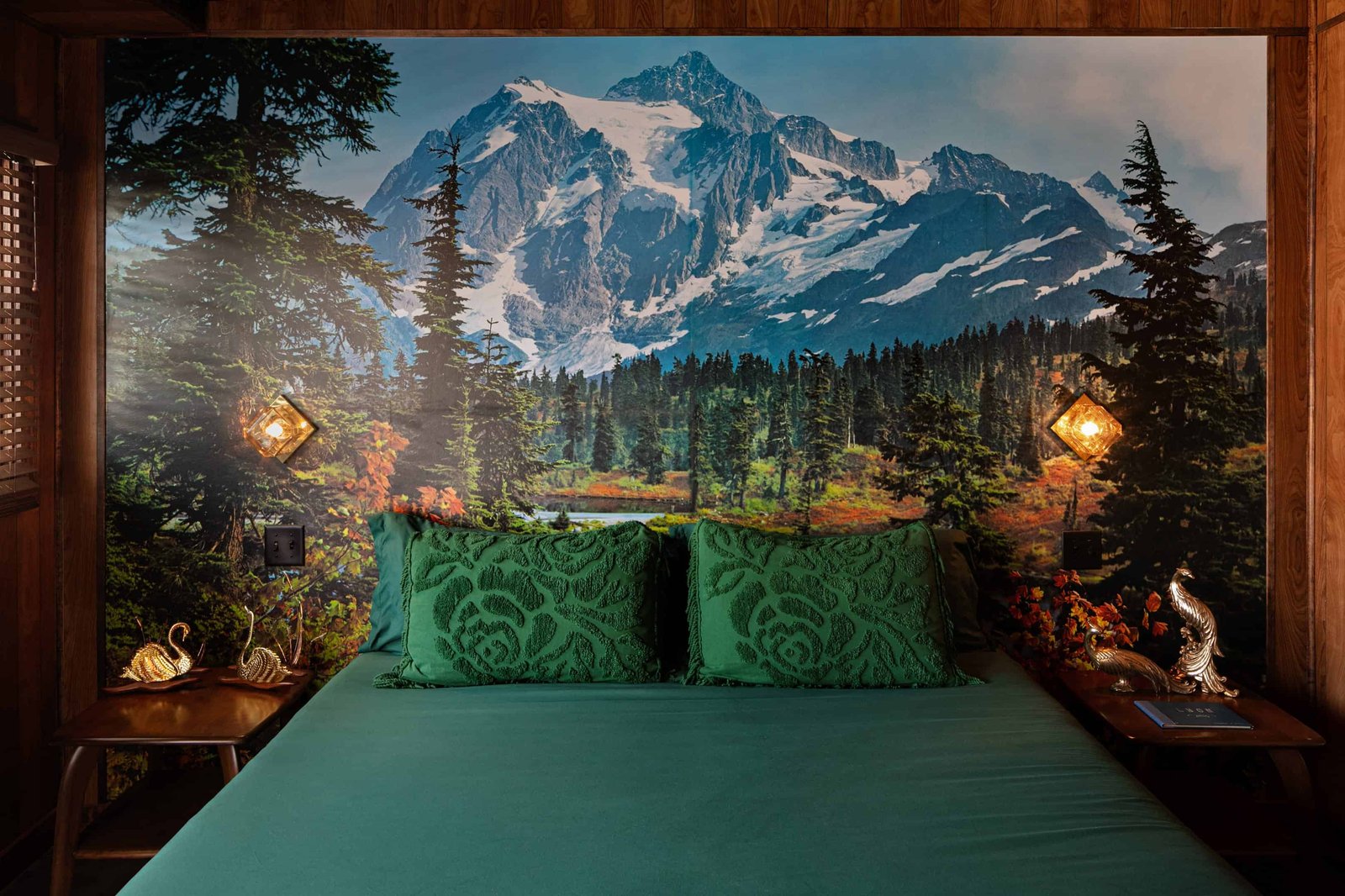 The Dive Motel, rooms