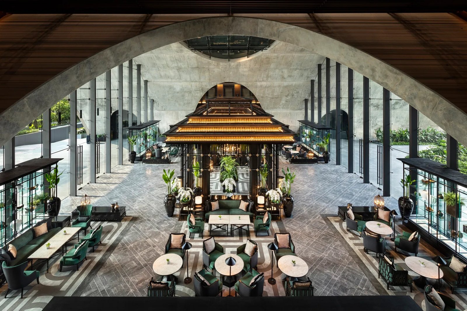 Sindhorn Kempinski Hotel — vibe