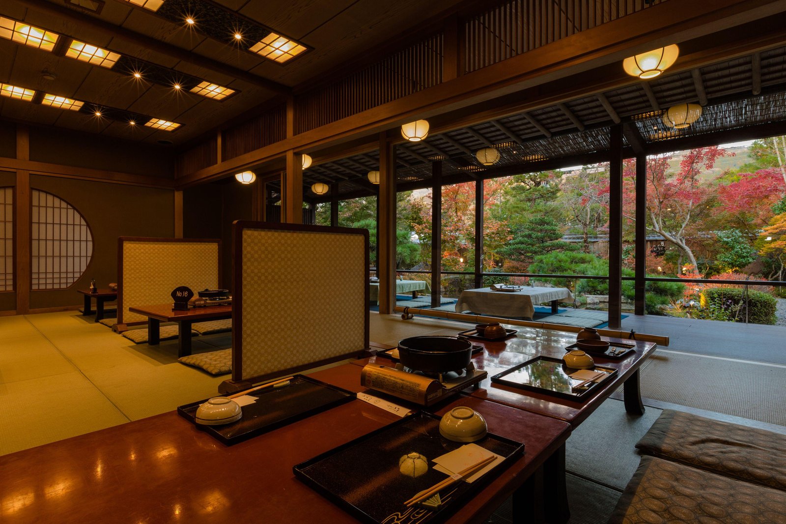Yachiyo, garden restaurant yachiyo