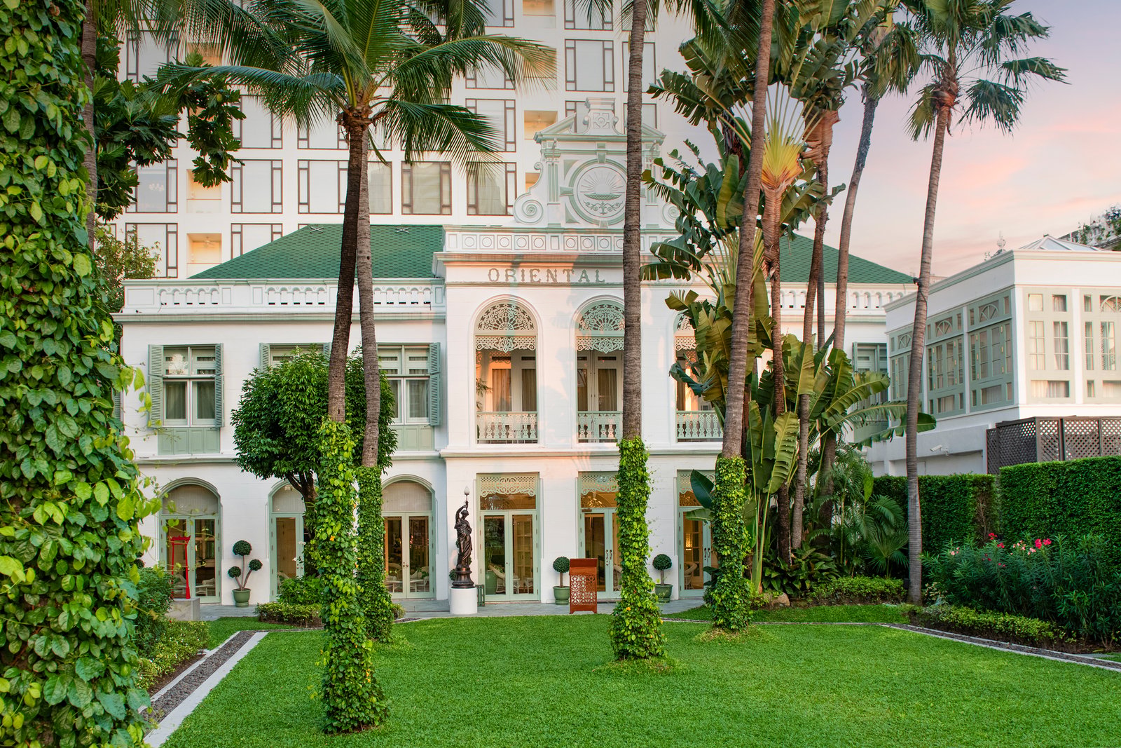 Mandarin Oriental, Bangkok, how it began