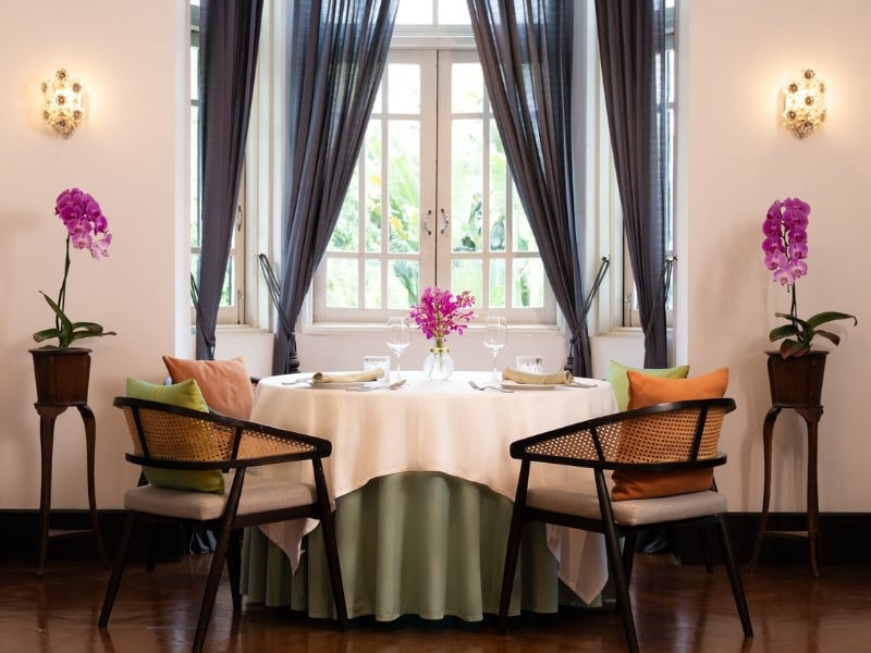 Dusit Thani Bangkok Hotel