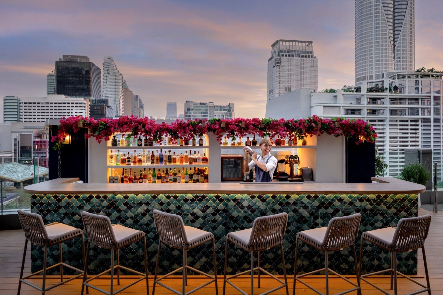 Novotel Bangkok Platinum Pratunam — vibe