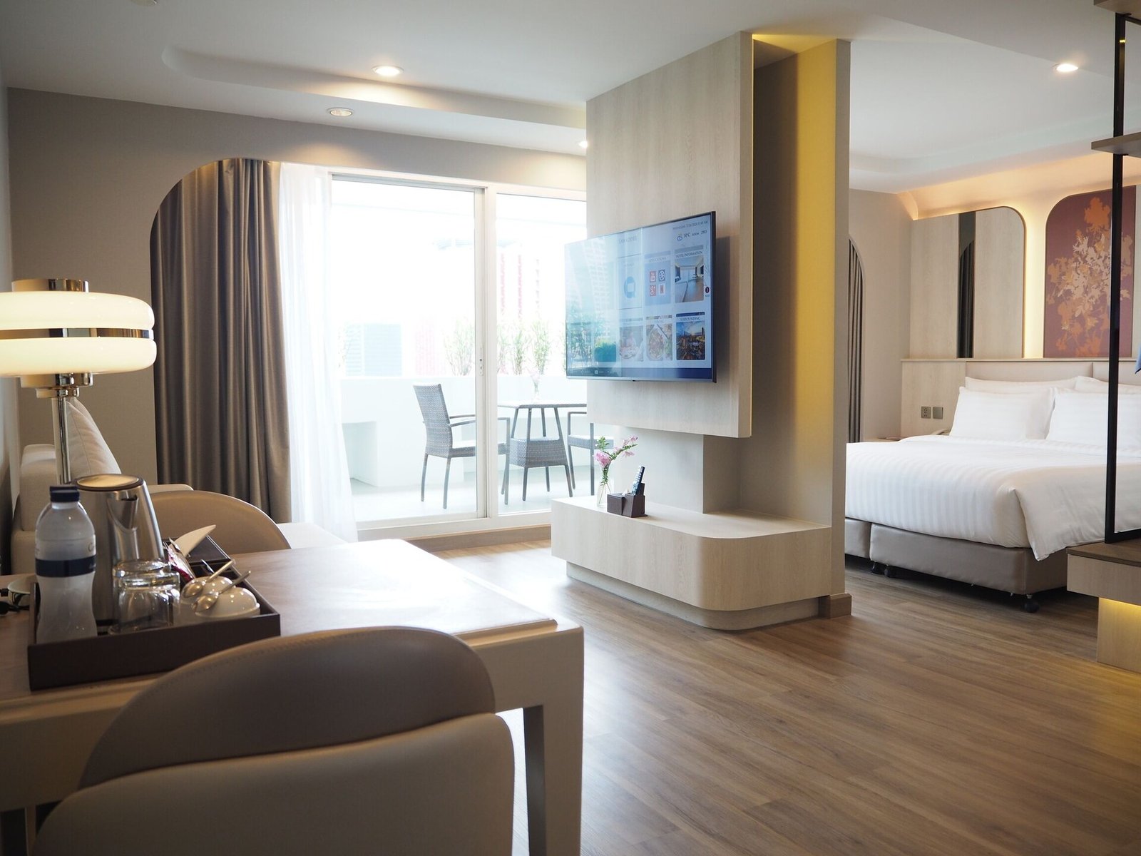 Centre Point Plus Hotel — rooms