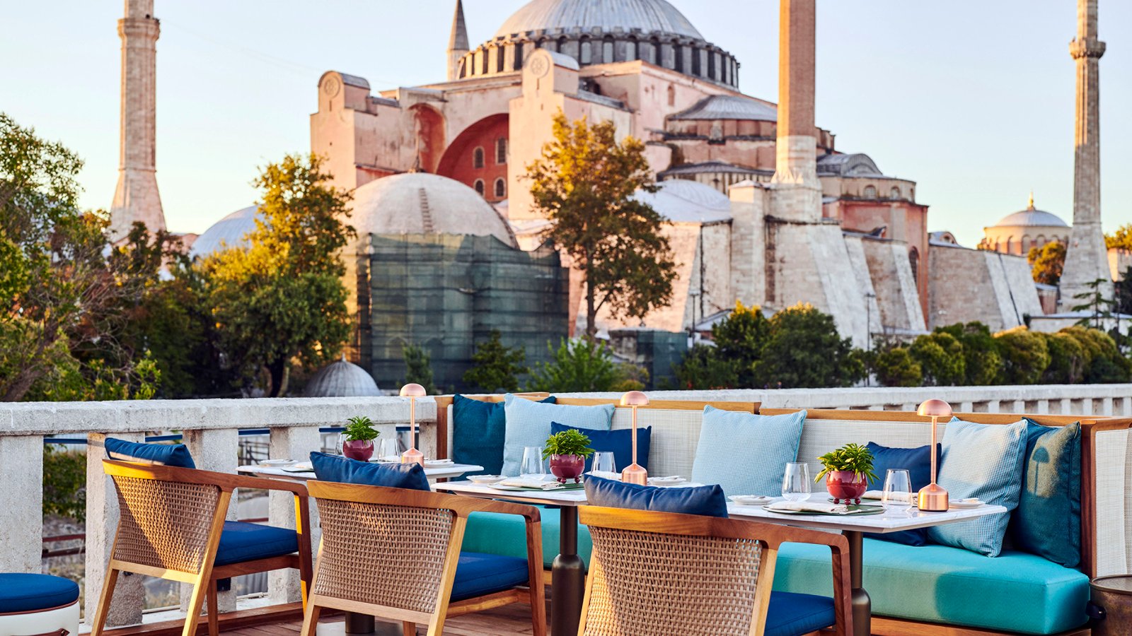 Four Seasons Hotel Istanbul At Sultanahmet, eat & drink