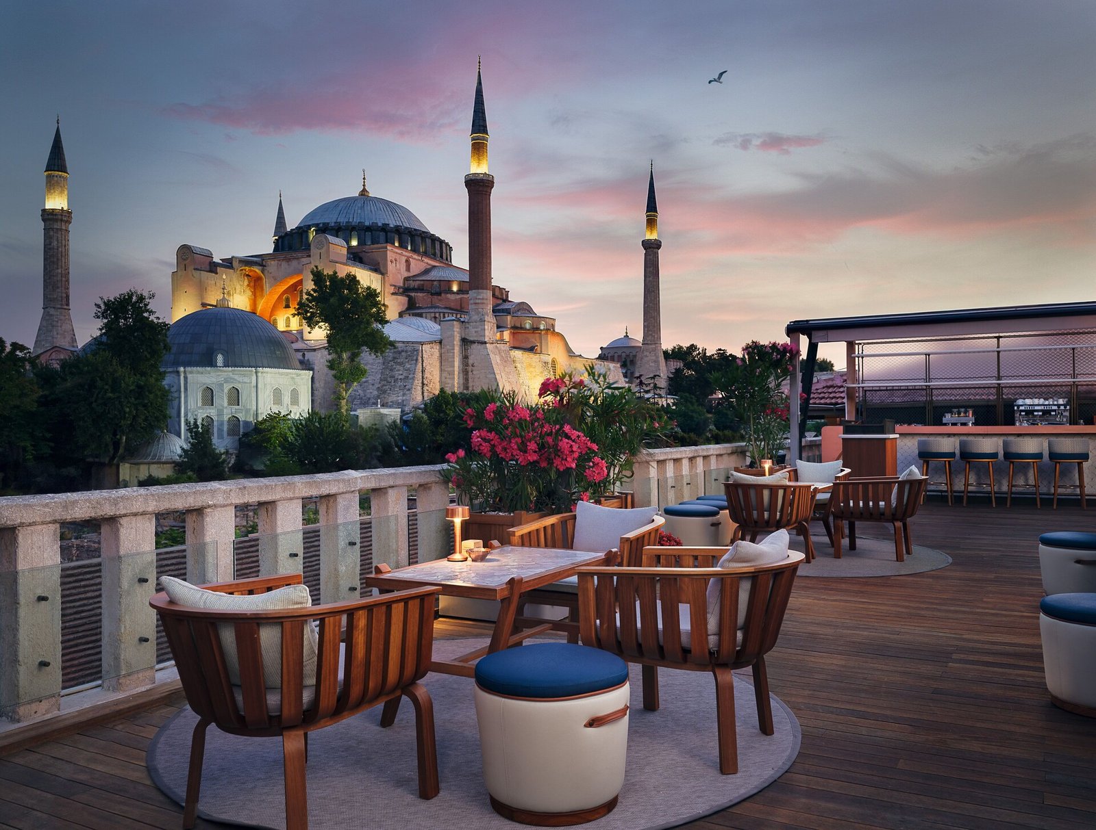 Four Seasons Hotel Istanbul At Sultanahmet, eat & drink