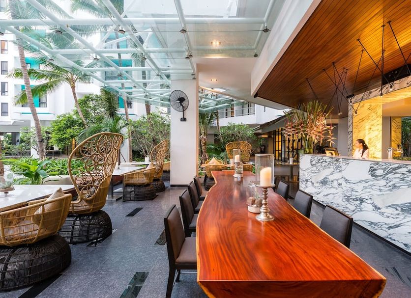 Chatrium Sathon Bangkok — eat & drink