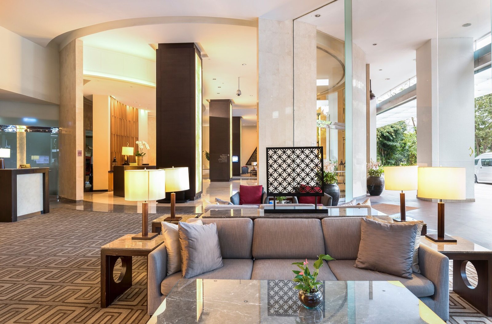 Chatrium Sathon Bangkok — vibe