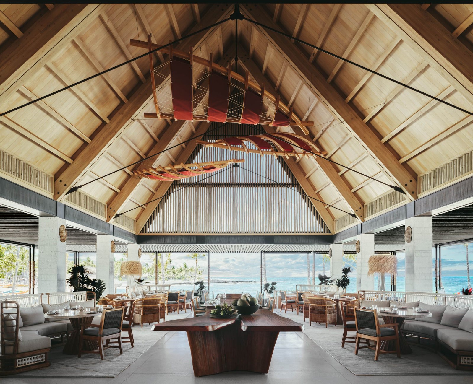 Kona Village, A Rosewood Resort, at the table