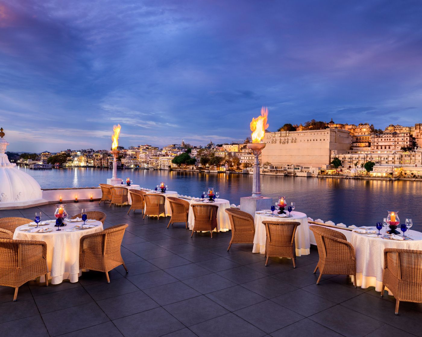 Taj Lake Palace, Udaipur, eat & drink