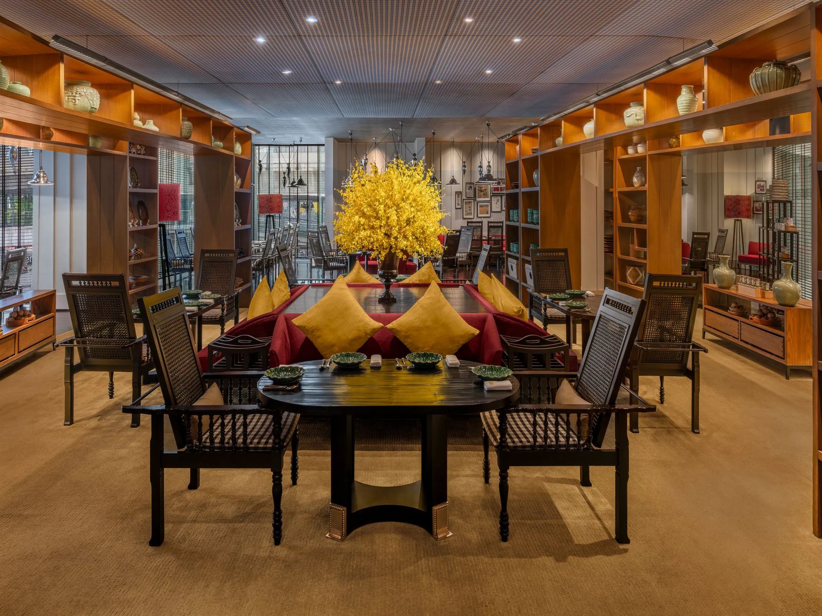 Grand Hyatt Erawan Bangkok — eat & drink