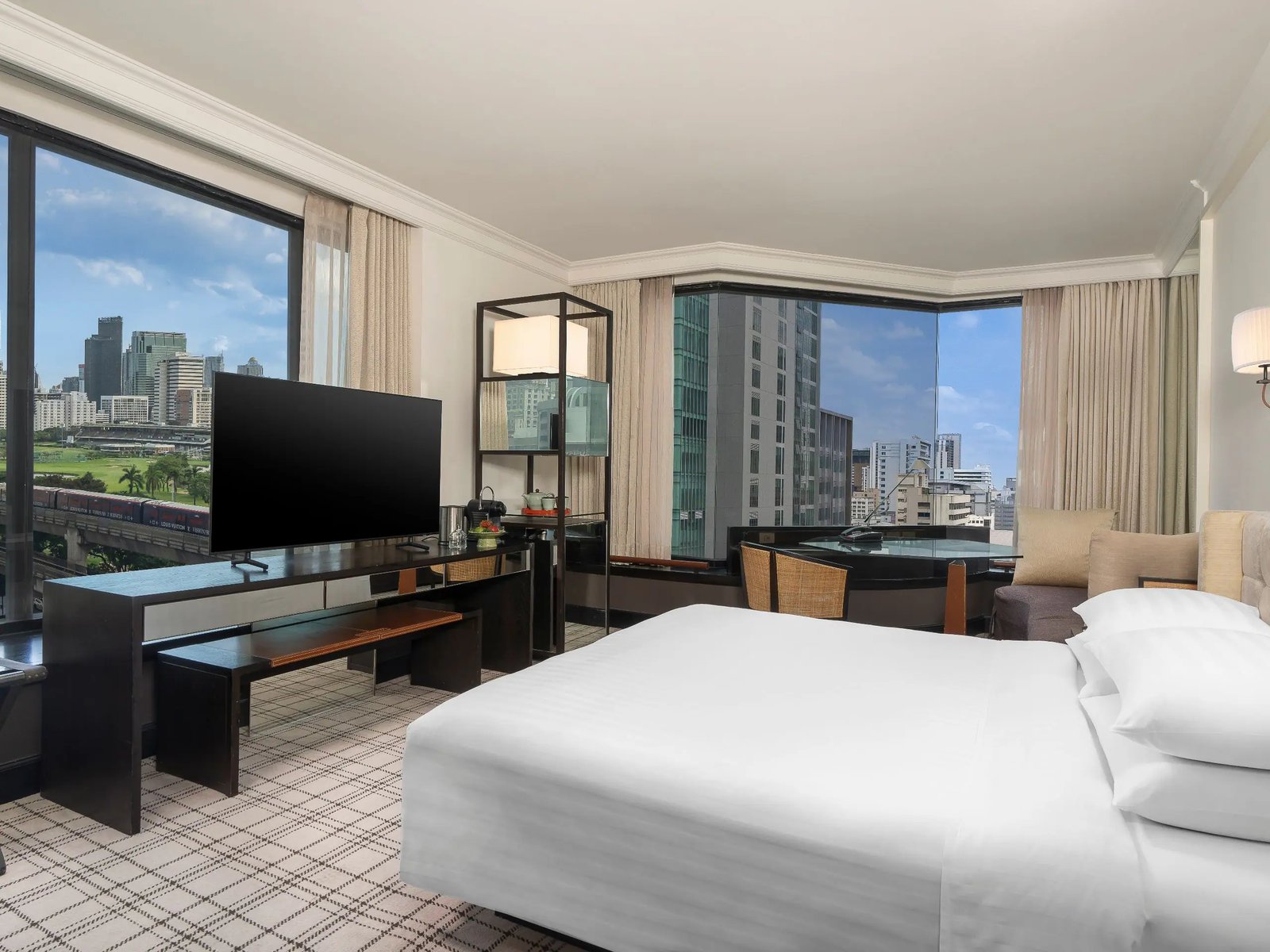 Grand Hyatt Erawan Bangkok — rooms
