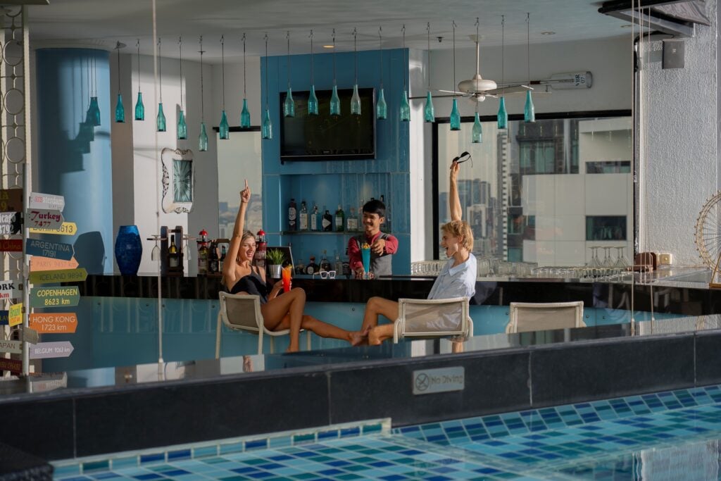 The Continent Hotel Bangkok — vibe
