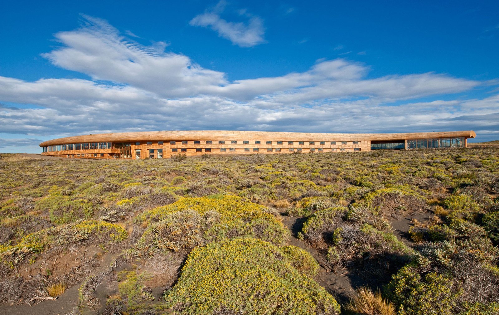 Tierra Patagonia, backstory