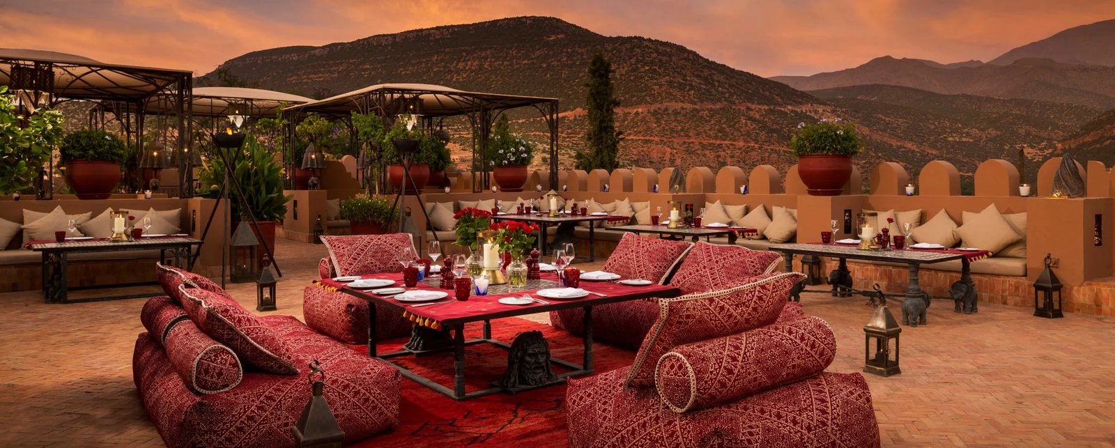Kasbah Tamadot, eat & drink