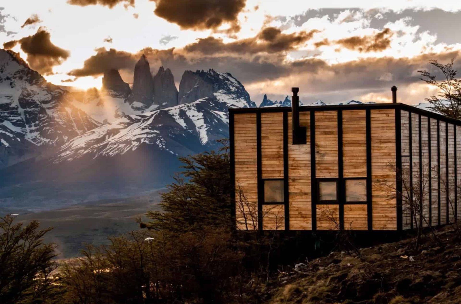 Awasi Patagonia, backstory