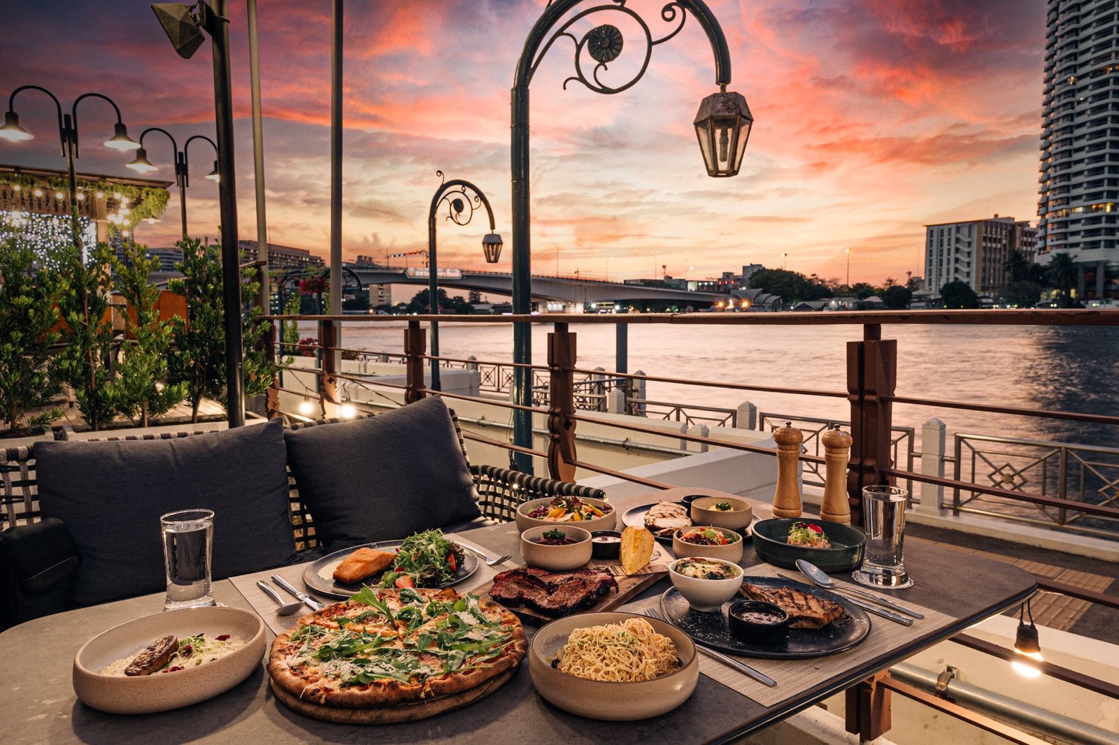 Riva Surya Bangkok — eat & drink