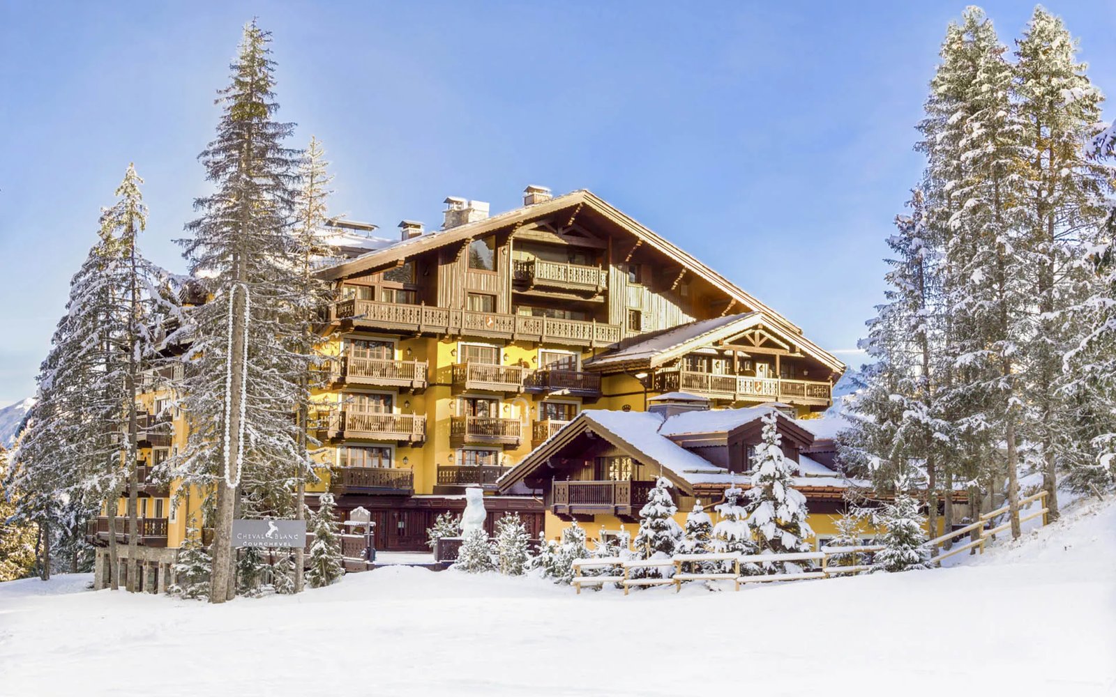 Cheval Blanc Courchevel, backstory