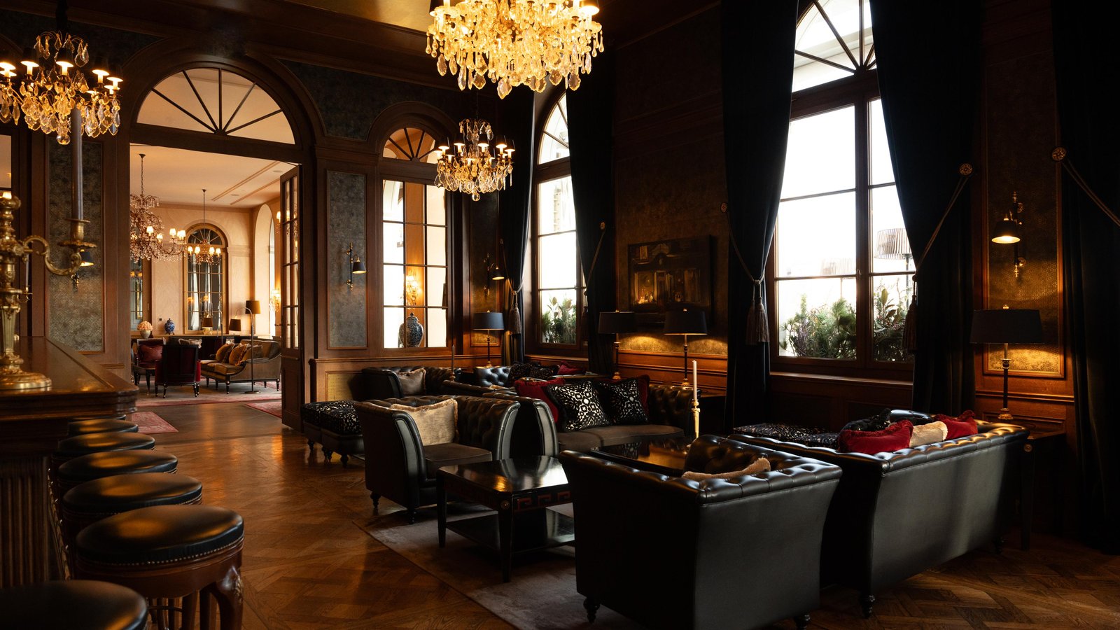 Grand Hotel Les Trois Rois, eat & drink