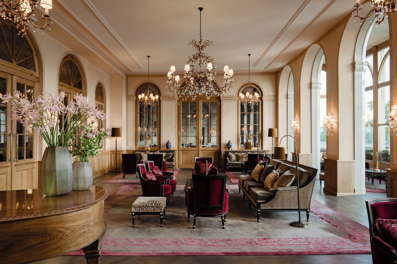 Grand Hotel Les Trois Rois, vibe