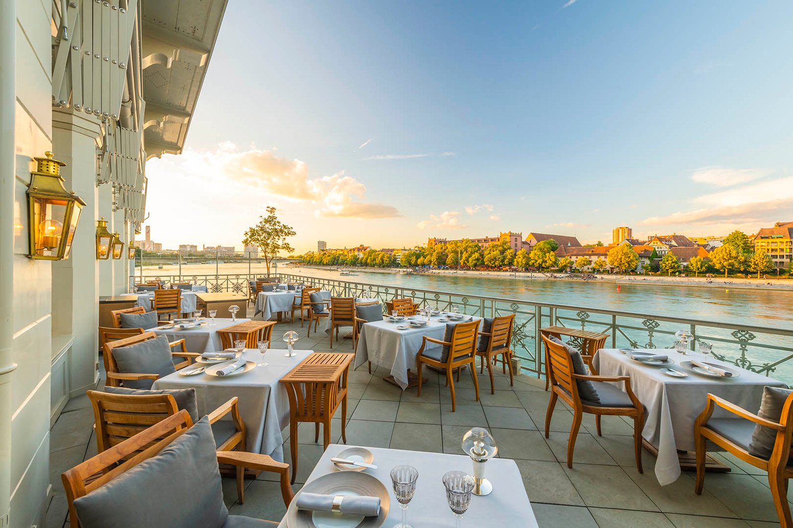 Grand Hotel Les Trois Rois, eat & drink