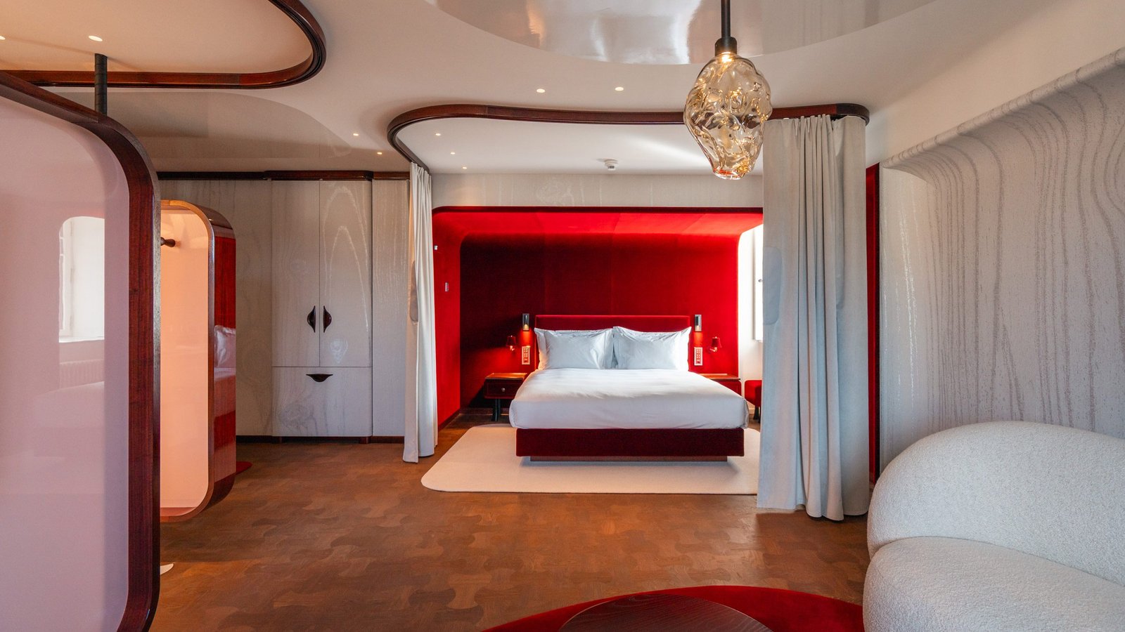 Grand Hotel Les Trois Rois, rooms
