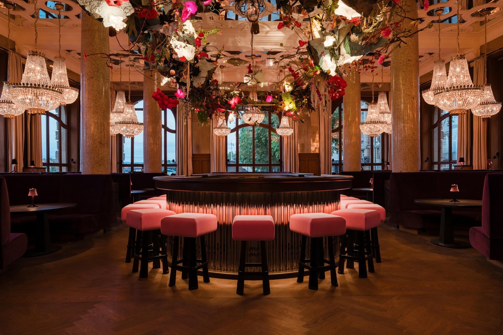 Grand Hotel Les Trois Rois, eat & drink