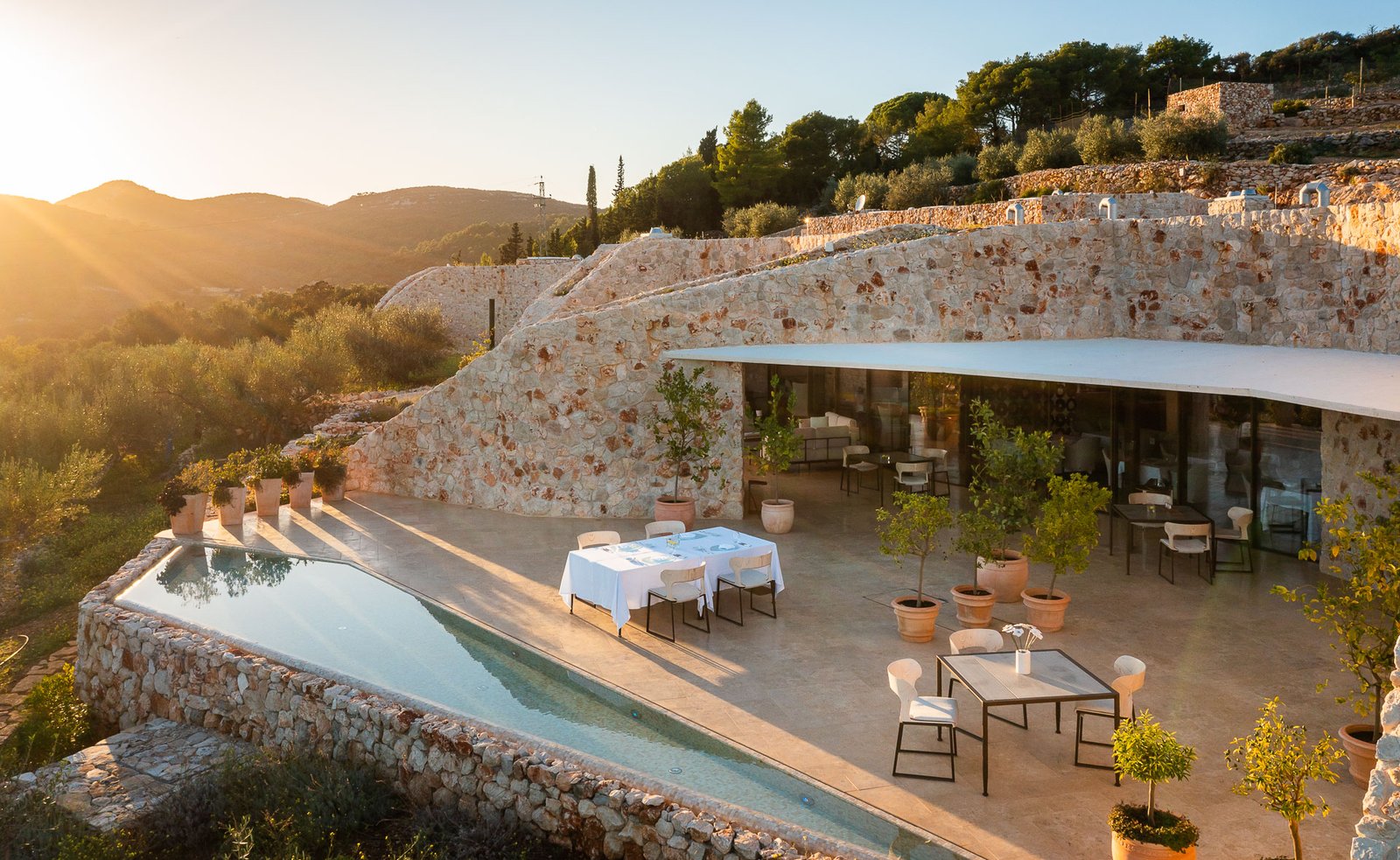 Villa Nai 3.3, grotta 11000