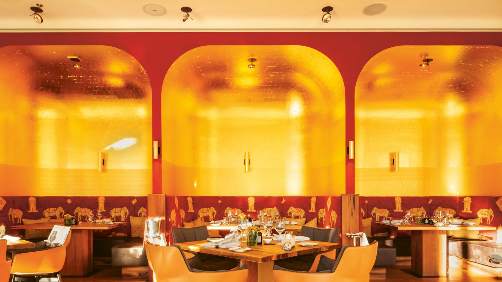 Schloss Elmau, at the table