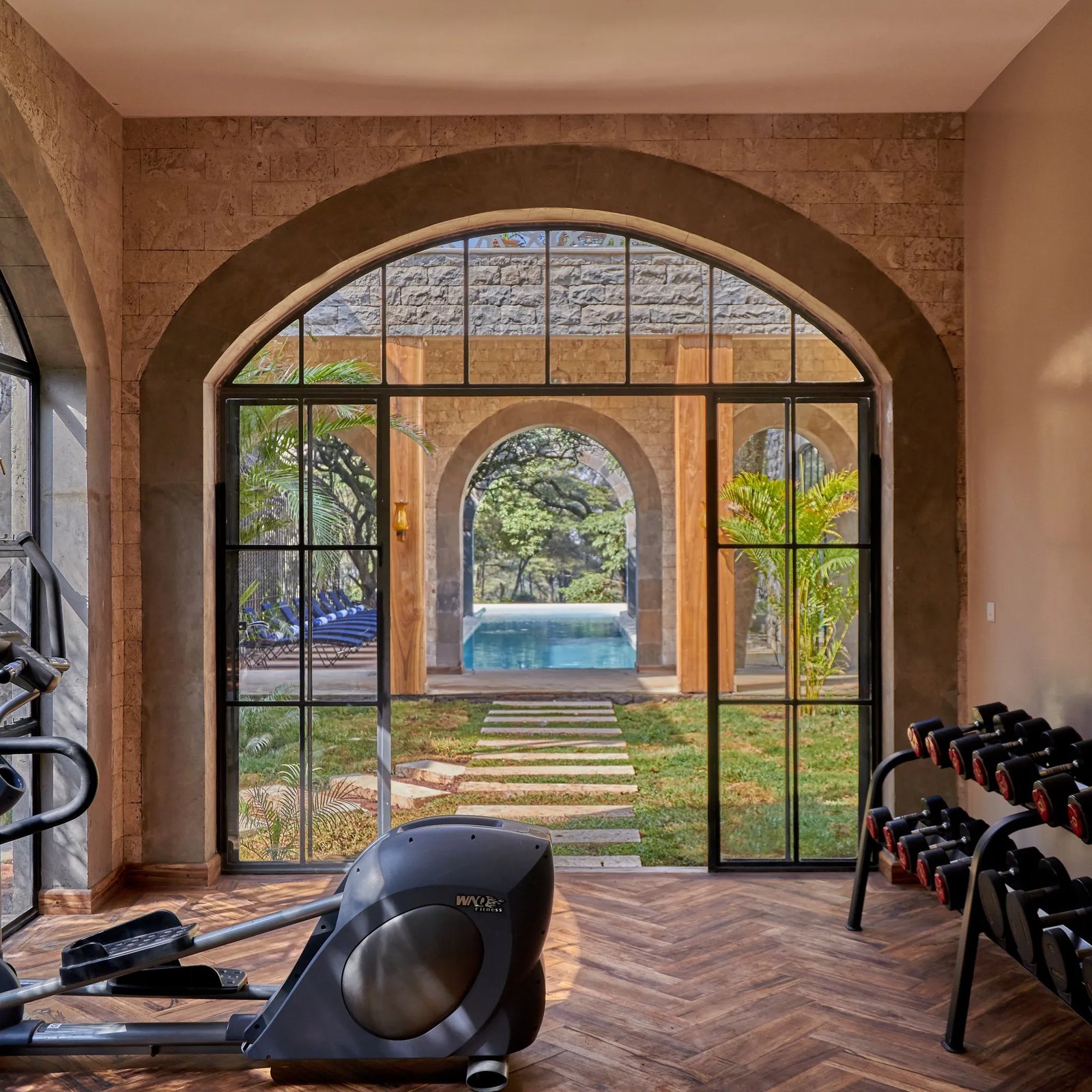 Giraffe Manor, wellness