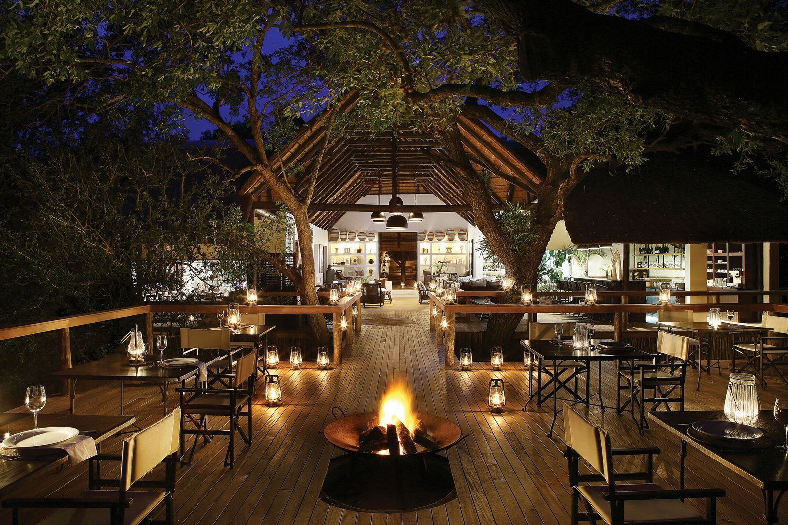 Londolozi Game Reserve, at the table