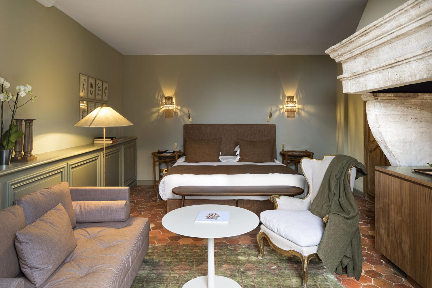 Baumanière, rooms