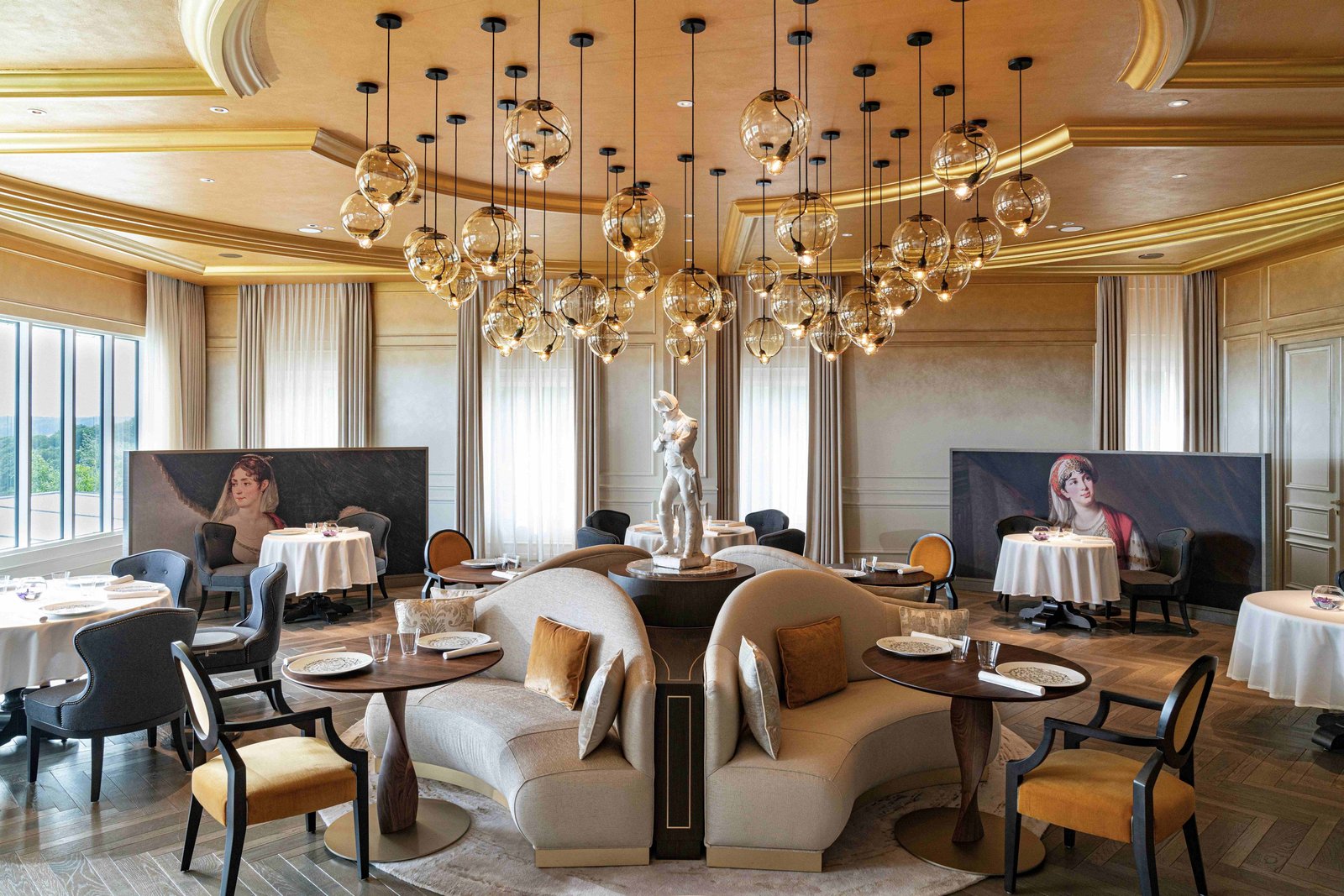 Royal Champagne Hotel & Spa, at the table