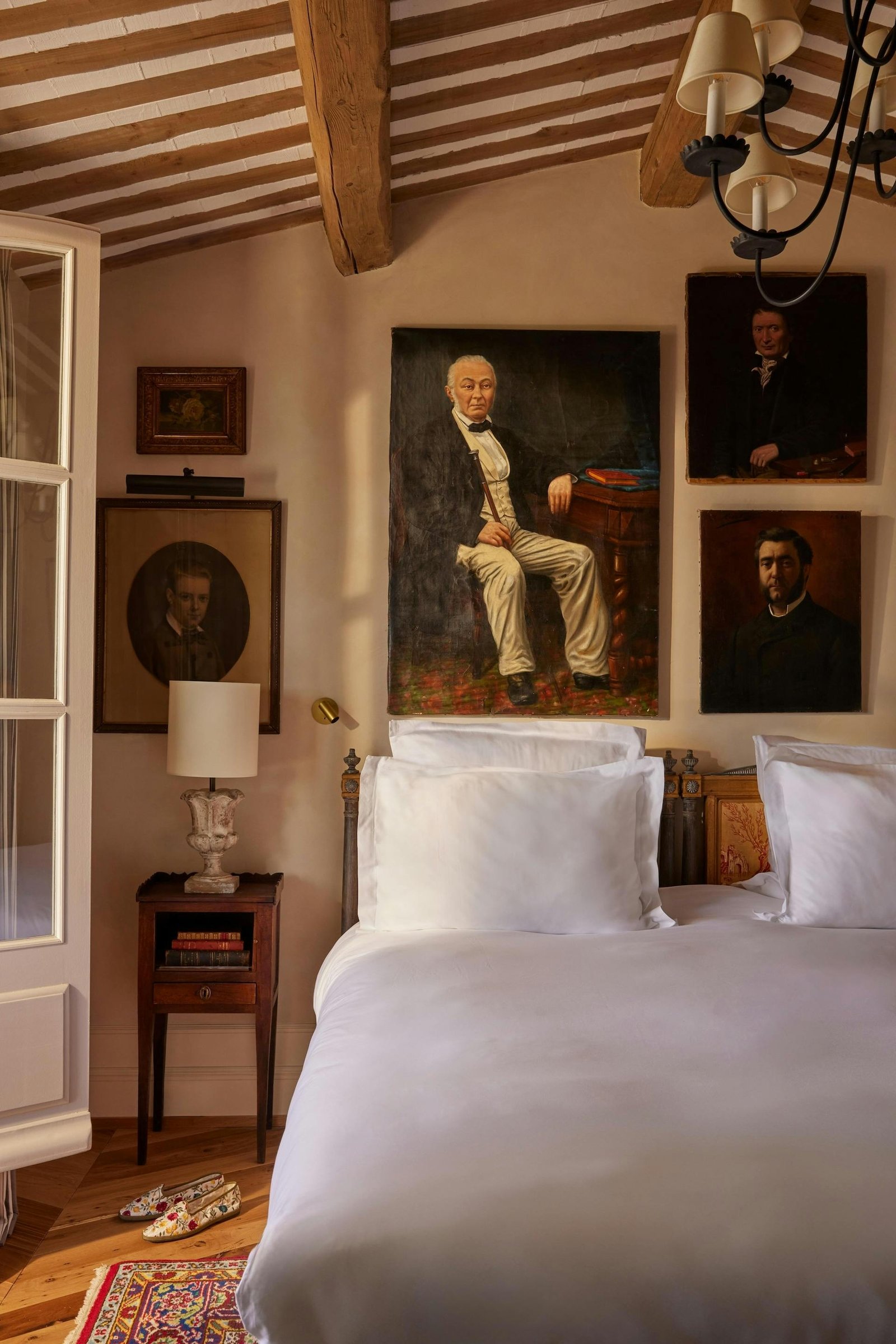 Airelles La Bastide, Gordes, rooms