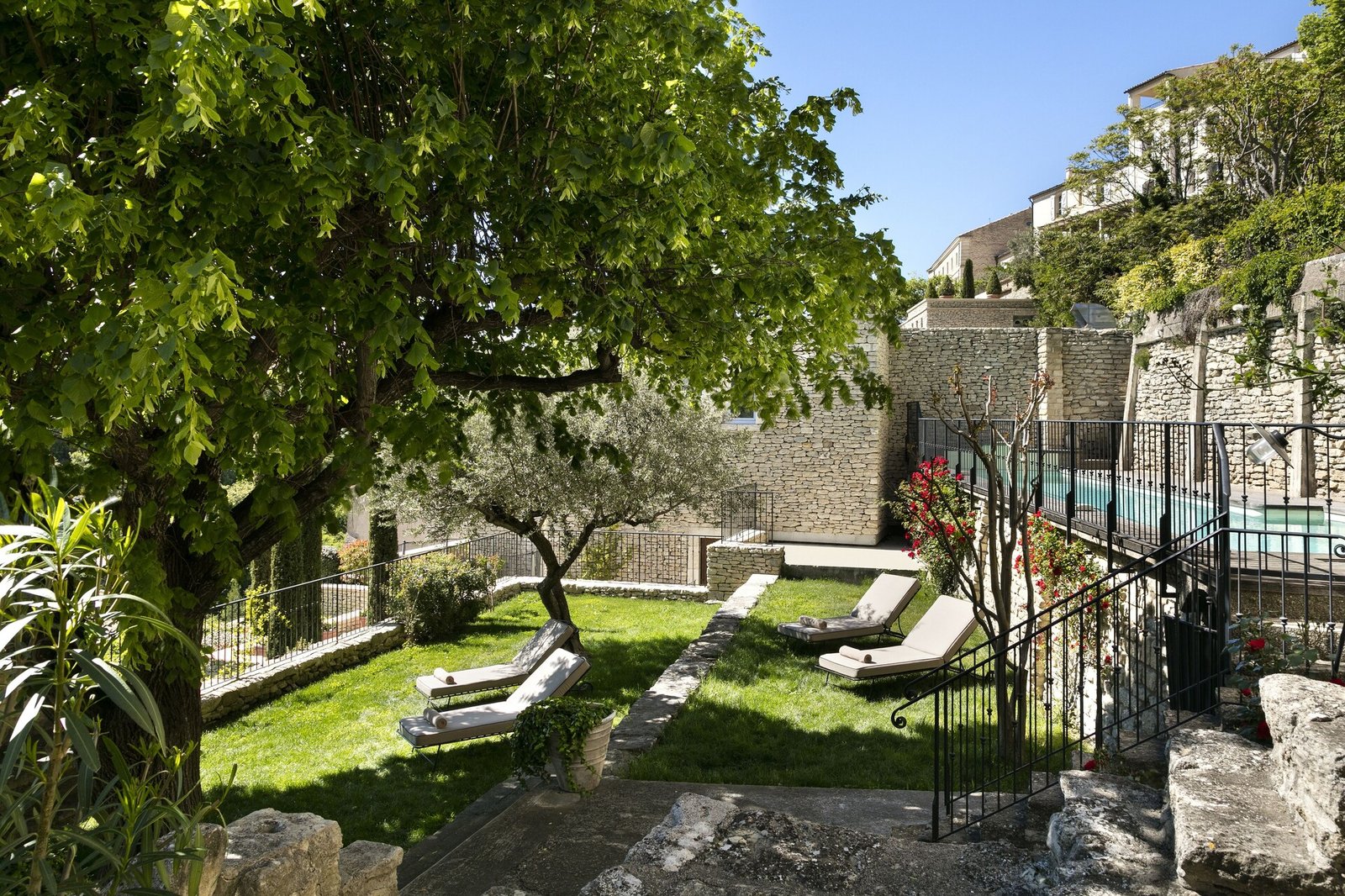 Airelles La Bastide, Gordes, vibe