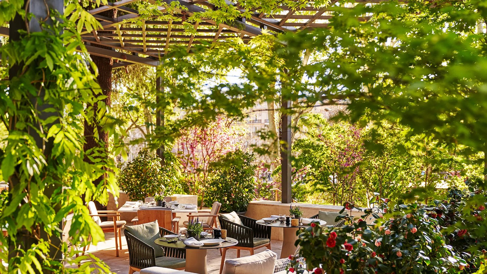 Rosewood Villa Magna, eat & drink